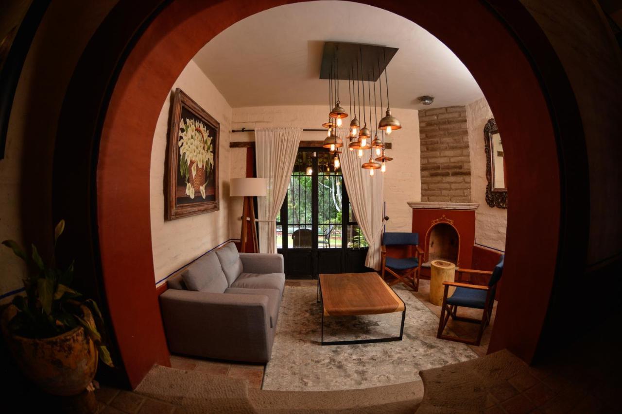 Defranca Alojamiento Boutique San Lorenzo  ภายนอก รูปภาพ